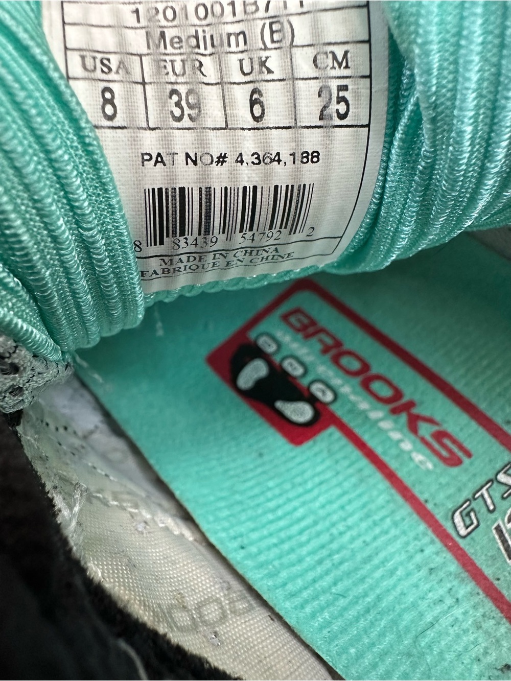 Brooks Women’s Sneakers — Teal and Black - Picture 2 of 11